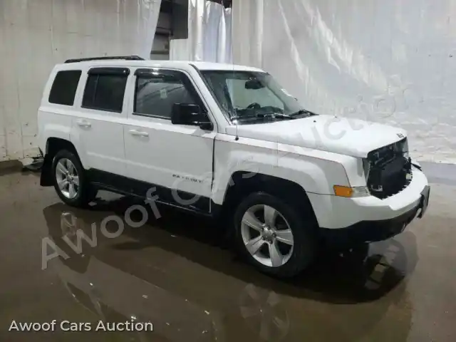2015 Jeep Patriot 1C4NJRFB4FD424895 — photo 4 de la vente Copart