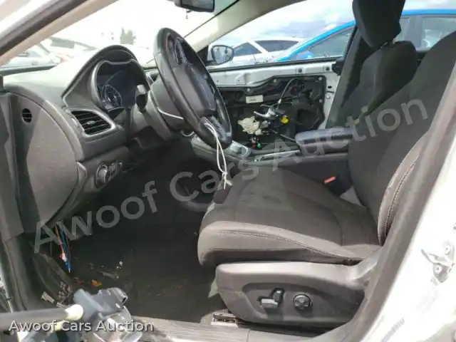 2016 Chrysler 200 1C3CCCAB2GN109020 — photo 7 de la vente Copart