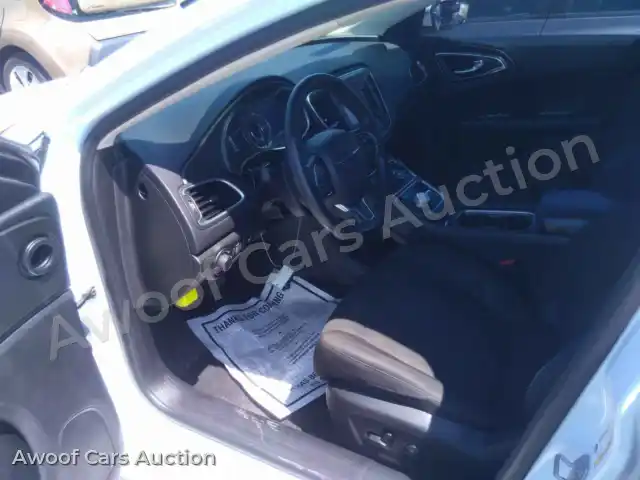 2016 Chrysler 200 1C3CCCAB2GN109020 — photo 3 de la vente Manheim