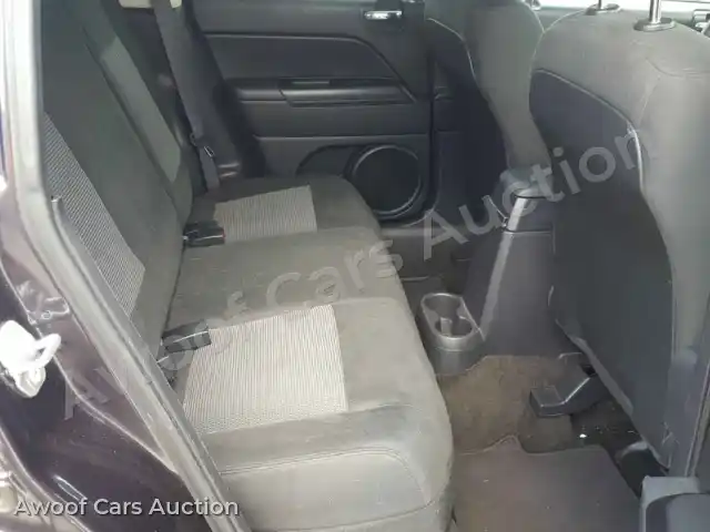2016 Jeep Compass 1C4NJCBA8GD568624 — Copart auction photo 6