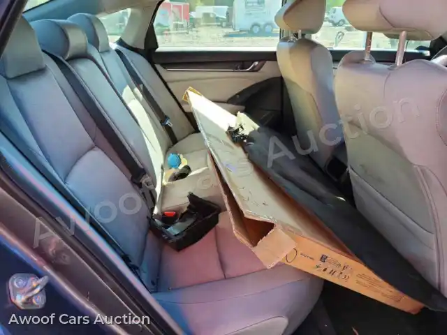 2018 Honda Accord 1HGCV1F18JA167062 — photo 10 de la vente Copart