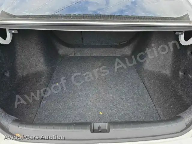 2018 Honda Accord 1HGCV3F57JA009195 — photo 17 de la vente Manheim