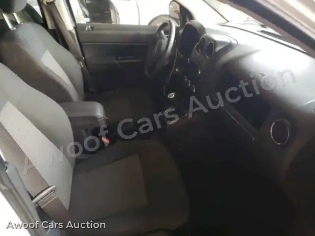 2012 Jeep Compass 1C4NJDBB7CD520542 — Copart auction photo 5
