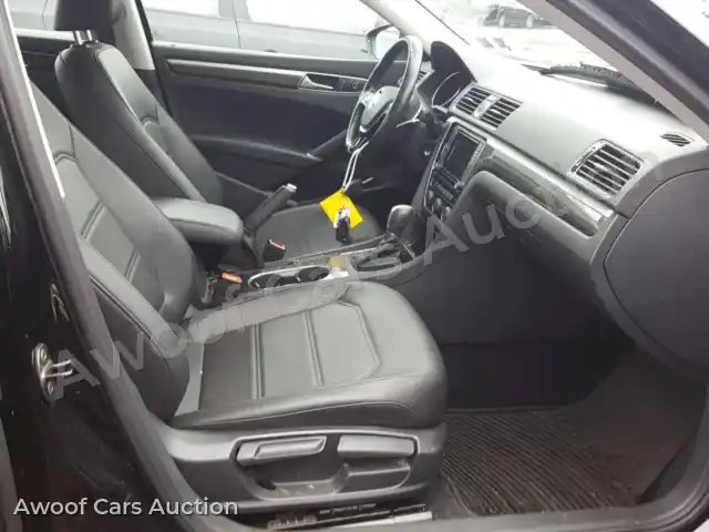 2016 Volkswagen Passat 1VWBT7A35GC057673 — hoton gwanjo Copart na 5