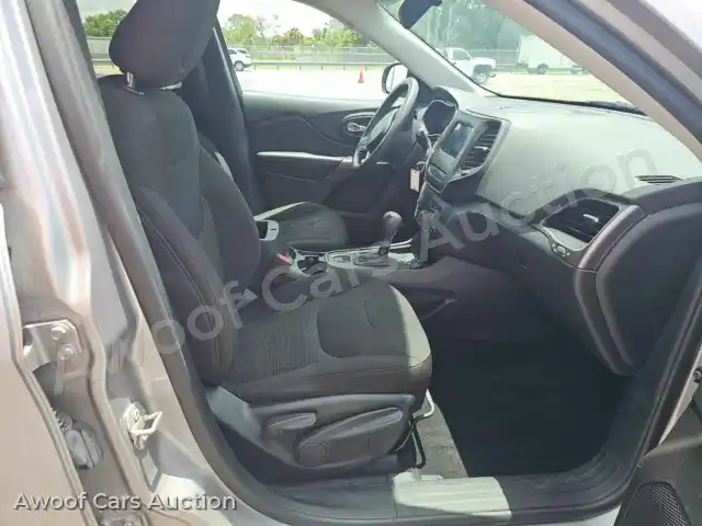 2019 Jeep Cherokee 1C4PJLCB8KD205006 — Manheim auction photo 8