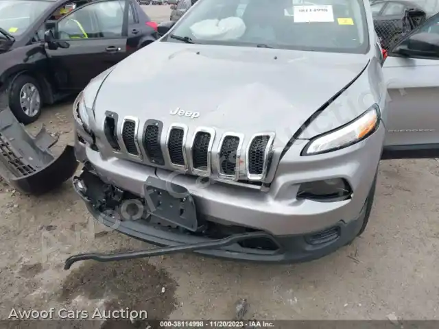 2017 Jeep Cherokee 1C4PJLAB0HW668404 — Iaai auction photo 6