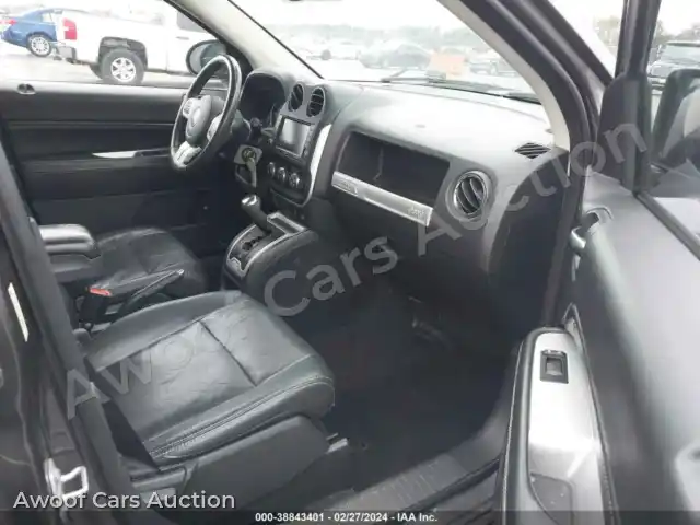 2015 Jeep Compass 1C4NJCCB8FD156368 — Iaai auction photo 5