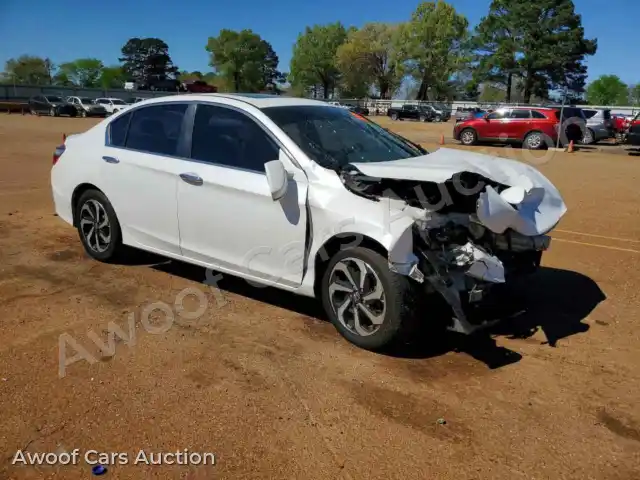 2017 Honda Accord 1HGCR2F01HA175015 — Copart auction photo 4