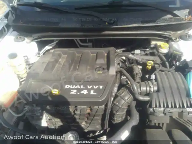 2014 Chrysler 200 1C3CCBAB0EN206790 — Iaai auction photo 10