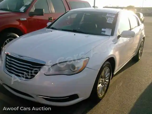 2014 Chrysler 200 1C3CCBAB0EN206790 — Manheim auction photo 1