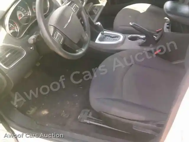 2014 Chrysler 200 1C3CCBAB0EN206790 — Manheim auction photo 3