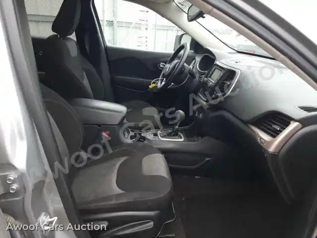 2017 Jeep Cherokee 1C4PJLAB9HW669115 — Copart auction photo 5