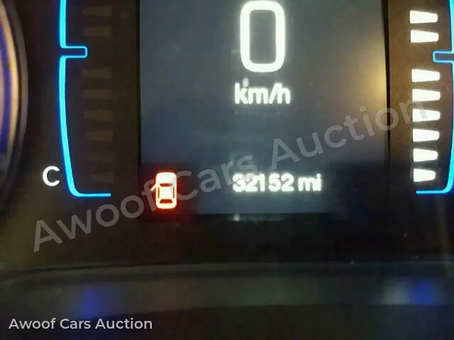 2015 Chrysler 200 1C3CCCAB3FN654089 — photo 8 de la vente Copart