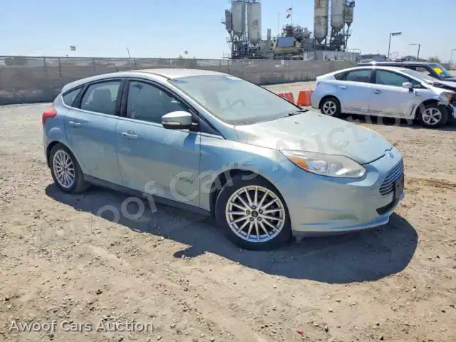 2014 Ford Focus 1FADP3R44EL281770 — hoton gwanjo Copart na 4