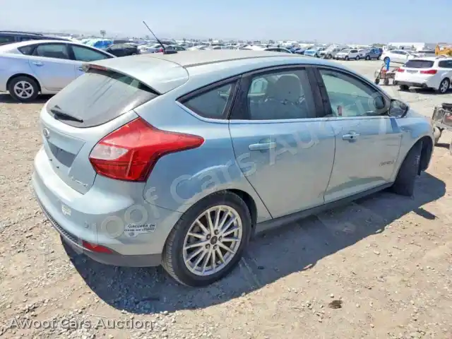2014 Ford Focus 1FADP3R44EL281770 — hoton gwanjo Copart na 3