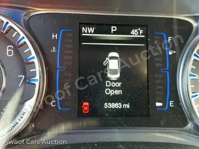 2015 Chrysler 200 1C3CCCAB4FN621070 — photo 8 de la vente Copart