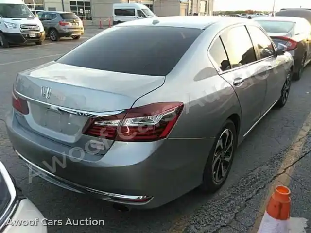 2017 Honda Accord 1HGCR2F71HA151603 — Manheim auction photo 3