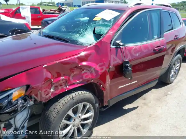 2019 Jeep Cherokee 1C4PJLLB3KD435049 — hoton gwanjo Iaai na 6