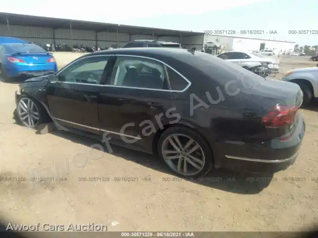 2017 Volkswagen Passat 1VWDT7A30HC069952 — photo 3 de la vente Iaai