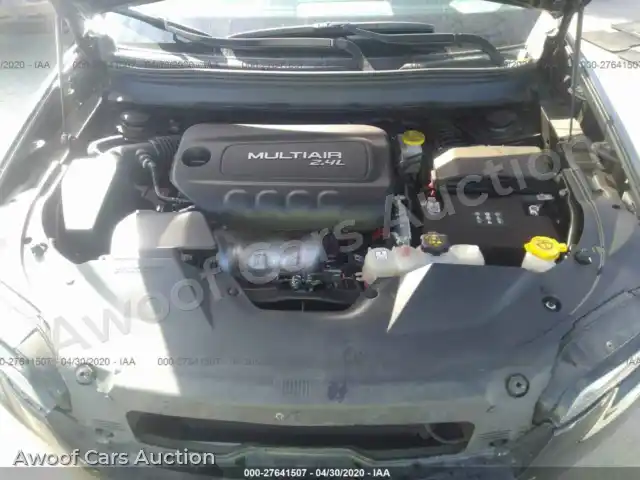 2019 Jeep Cherokee 1C4PJLLB1KD202237 — Iaai auction photo 10