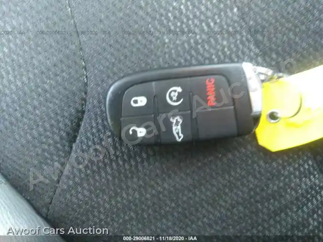 2016 Chrysler 200 1C3CCCBB7GN117581 — Iaai auction photo 11