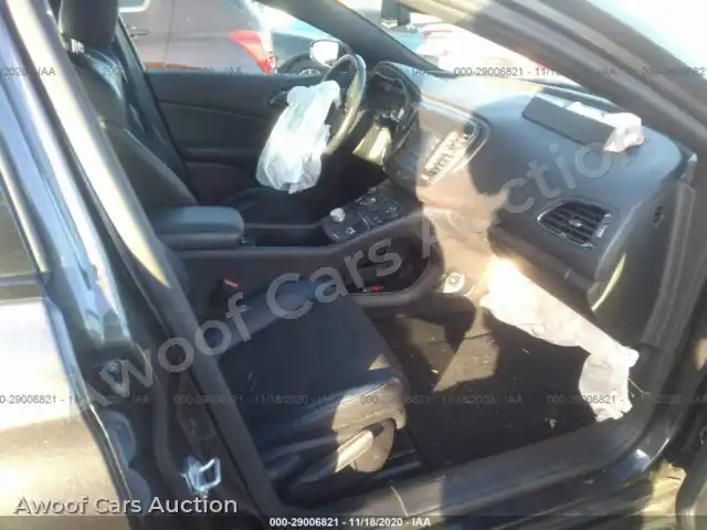 2016 Chrysler 200 1C3CCCBB7GN117581 — Iaai auction photo 5