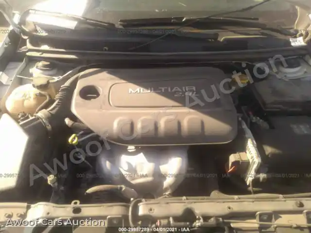 2015 Chrysler 200 1C3CCCBB3FN559837 — photo 10 de la vente Iaai