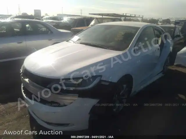 2015 Chrysler 200 1C3CCCBB3FN559837 — photo 2 de la vente Iaai