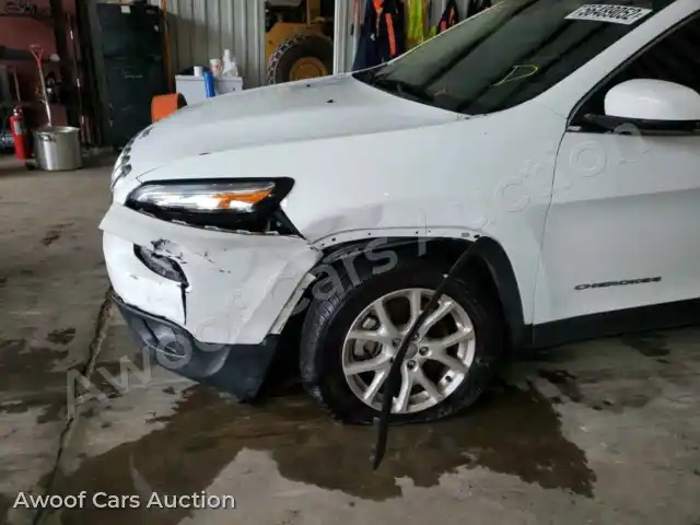 2017 Jeep Grand Cherokee 1C4PJLCS2HW503287 — photo 9 de la vente Copart