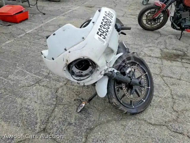 2015 Harley-Davidson FX 1HD1GXM12FC307588 — Copart auction photo 2