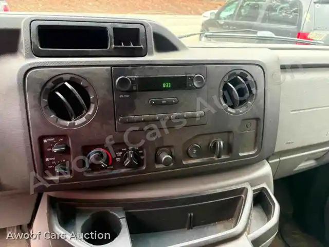 2011 Ford Econoline 1FBSS3BL3BDA40262 — Copart auction photo 11
