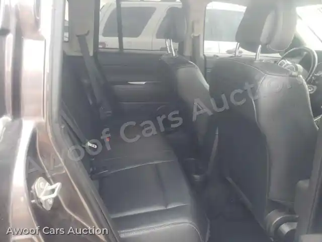 2017 Jeep Compass 1C4NJDEBXHD190219 — photo 6 de la vente Copart