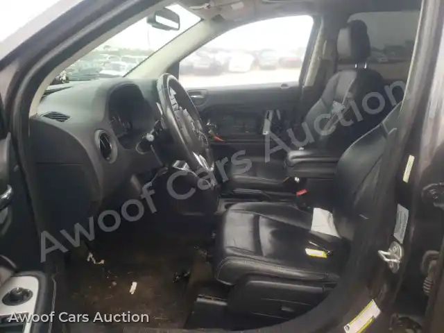 2017 Jeep Compass 1C4NJDEBXHD190219 — photo 5 de la vente Copart
