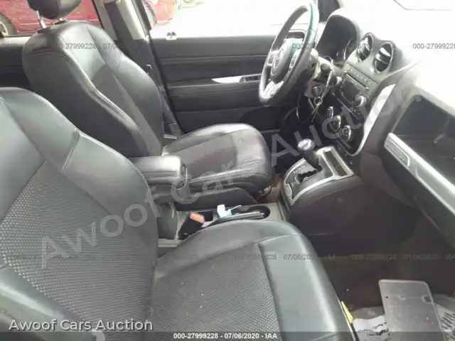 2016 Jeep Compass 1C4NJDEB5GD588209 — Iaai auction photo 5