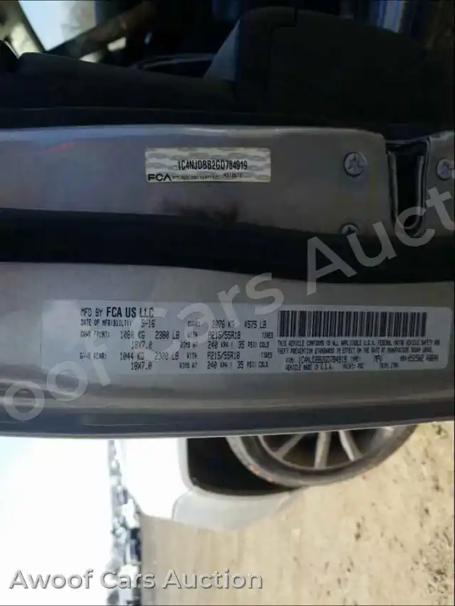 2016 Jeep Compass 1C4NJDBB2GD784919 — Copart auction photo 10
