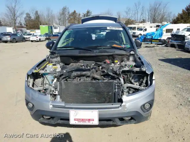 2016 Jeep Compass 1C4NJDBB2GD784919 — Copart auction photo 9
