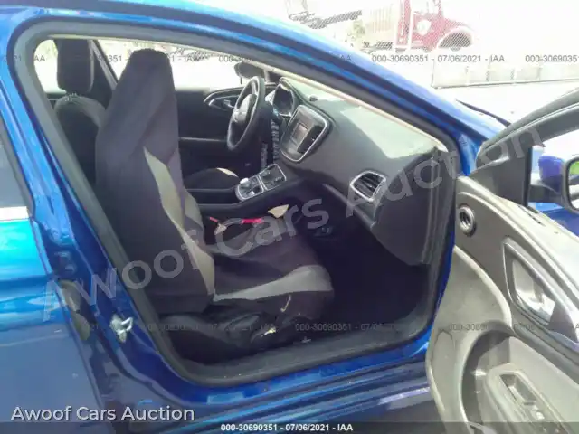 2015 Chrysler 200 1C3CCCAB4FN723047 — Iaai auction photo 5