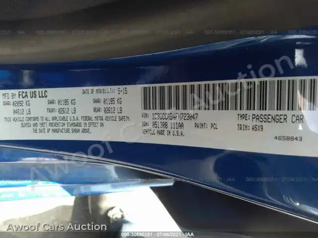 2015 Chrysler 200 1C3CCCAB4FN723047 — Iaai auction photo 9