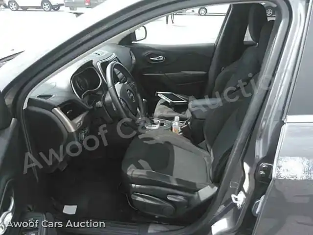 2016 Jeep Cherokee 1C4PJLCS5GW171019 — Manheim auction photo 3