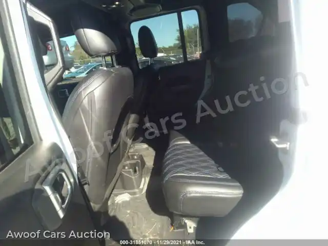 2018 Jeep Wrangler Unlimited 1C4HJXDG7JW324528 — photo 8 de la vente Iaai