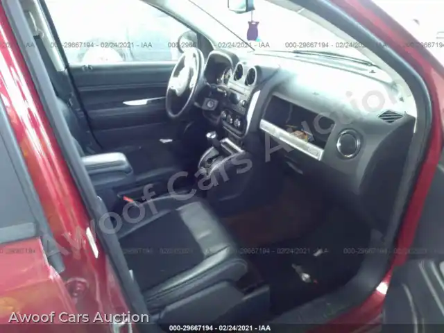 2016 Jeep Compass 1C4NJDEB3GD685649 — Iaai auction photo 5