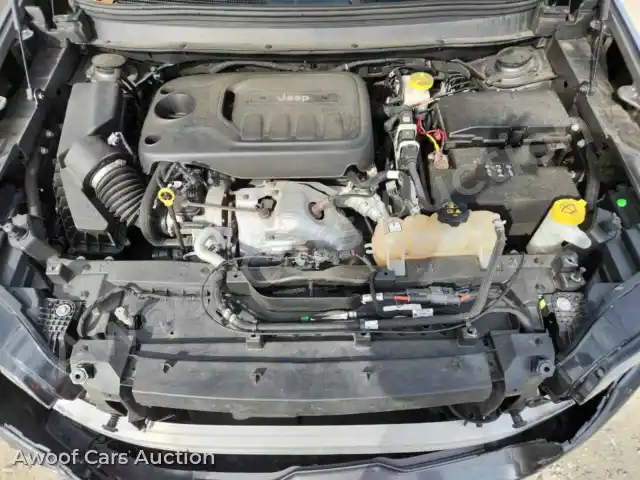 2019 Jeep Grand Cherokee 1C4PJLDN7KD370103 — photo 12 de la vente Copart