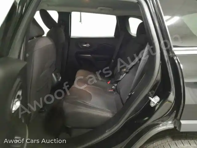 2019 Jeep Cherokee 1C4PJLCB4KD370275 — Manheim auction photo 25