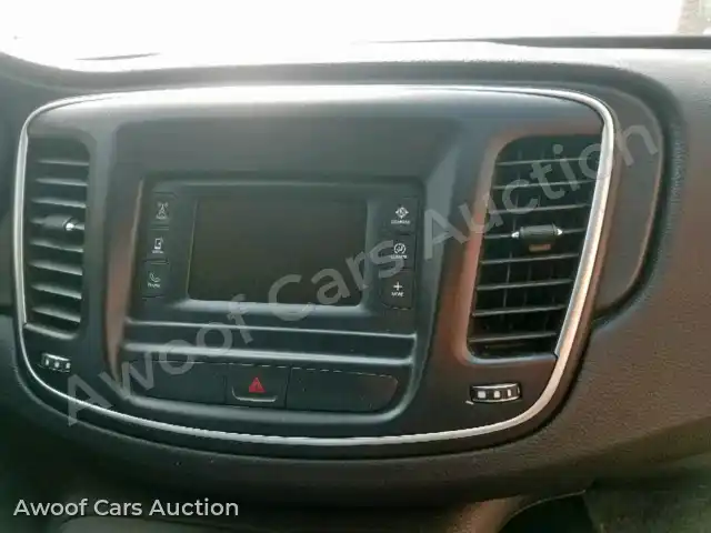 2015 Chrysler 200 1C3CCCAB6FN607462 — Copart auction photo 9