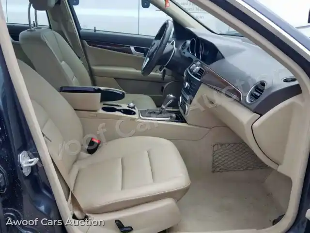 2014 Mercedes-Benz C Class WDDGF8AB1EG184350 — Copart auction photo 5