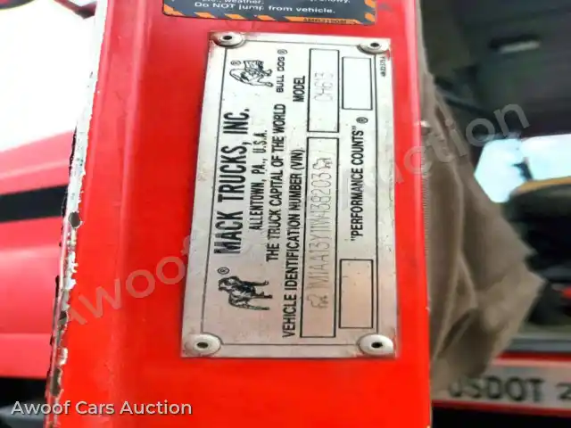 2001 Mack ALL Other 1M1AA13Y11W138203 — Copart auction photo 10