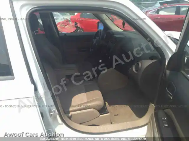2012 Jeep Patriot 1C4NJRBB3CD597955 — Iaai auction photo 5