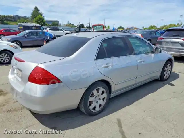 2007 Honda Accord 1HGCM56867A124744 — hoton gwanjo Copart na 3