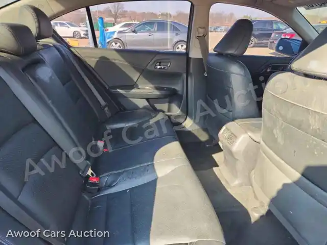 2017 Honda Accord 1HGCR3F92HA010661 — Copart auction photo 10