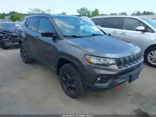 2023 Jeep Compass